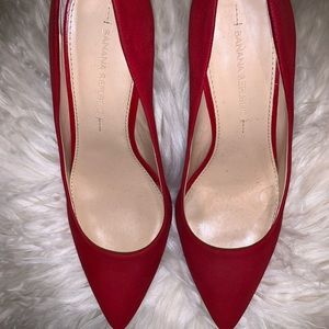Banana Republic red suede pumps